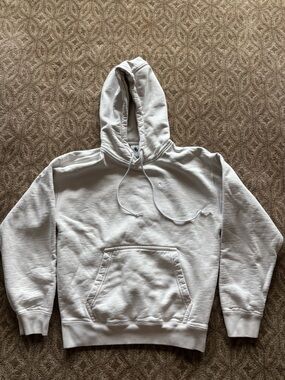 Nike Light Gray Pullover Hoodie with Kangaroo Pocket
